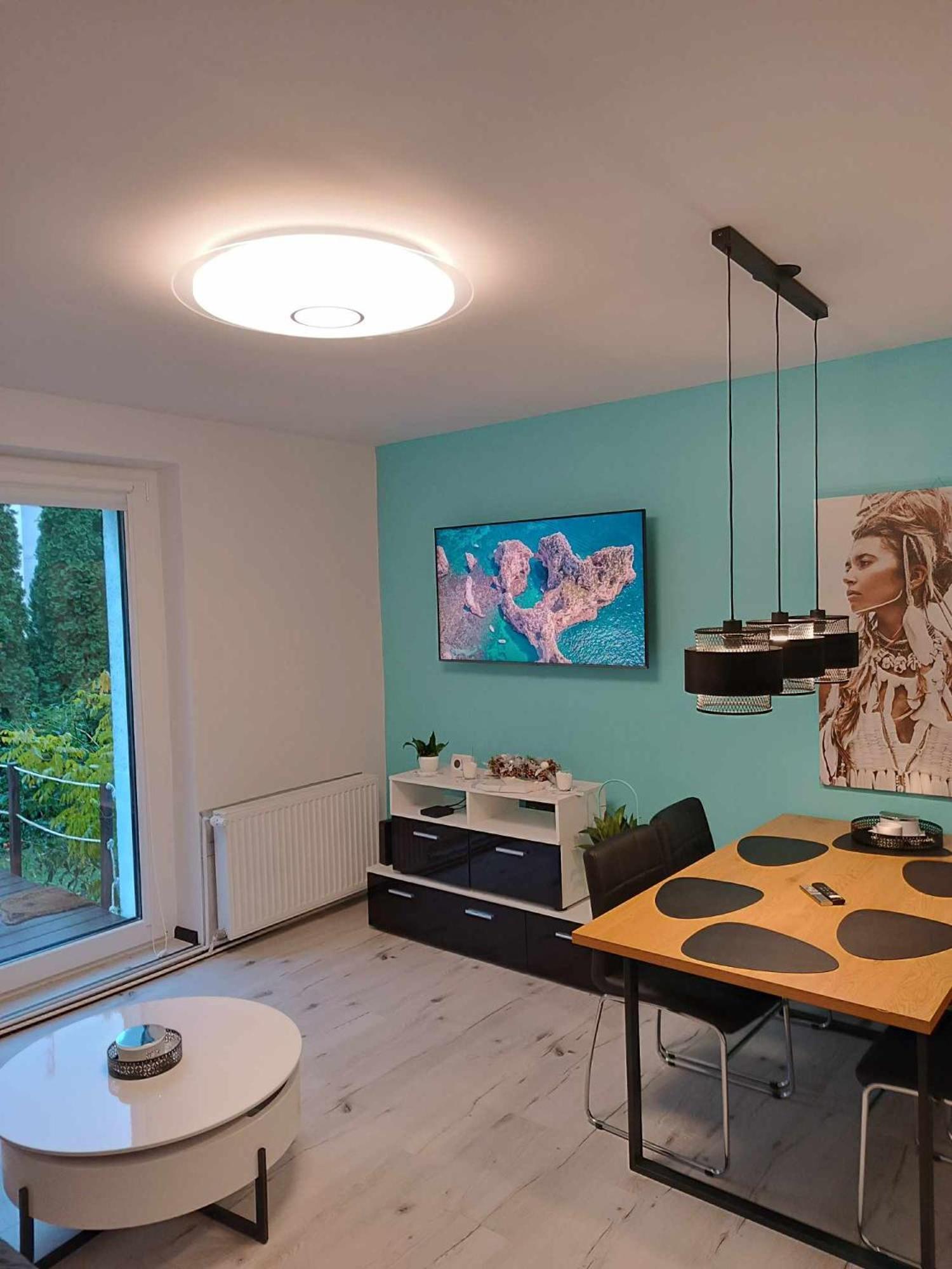Kochanowskiego Apartment ชวีโนวิชแจ ภายนอก รูปภาพ